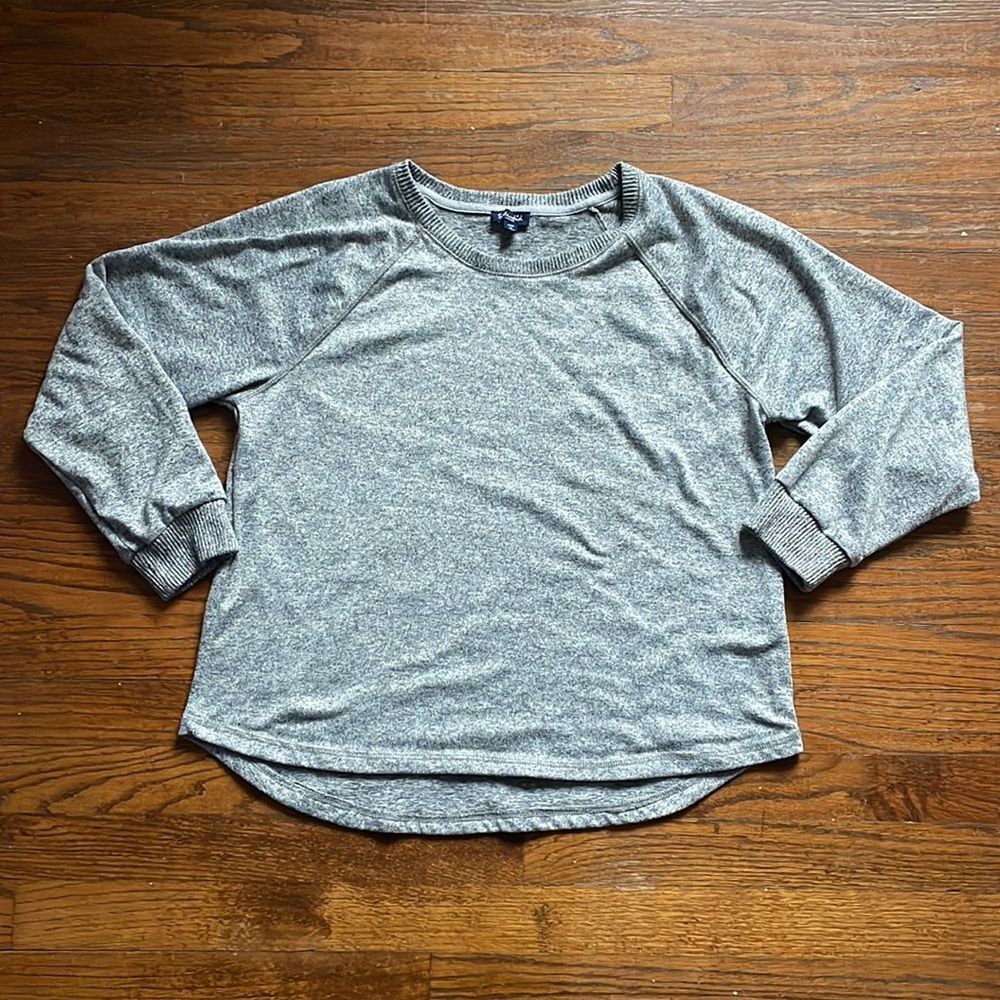 Splendid Gray Long Sleeve Top